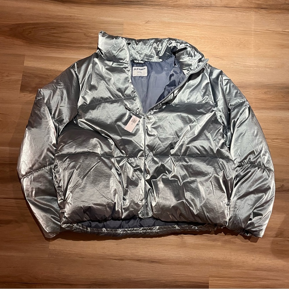 Brand new w/ tags Old Navy Puffer Jacket Silver